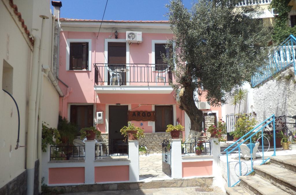 Αrgo Studios Pythagóreion Exterior photo